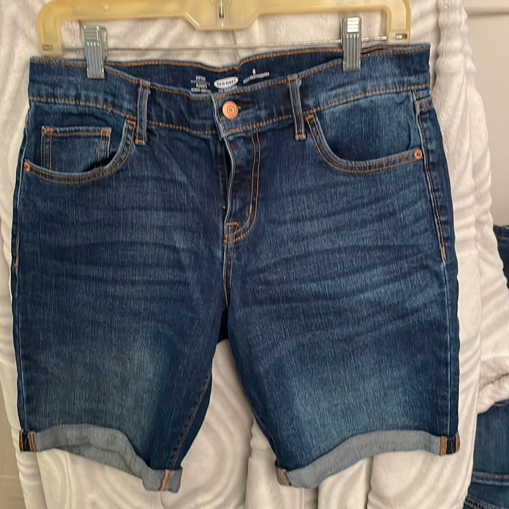 Womens Old Navy denim shorts size 8